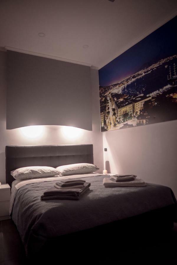 Apartamento Domus Pupetta Nápoles Exterior foto