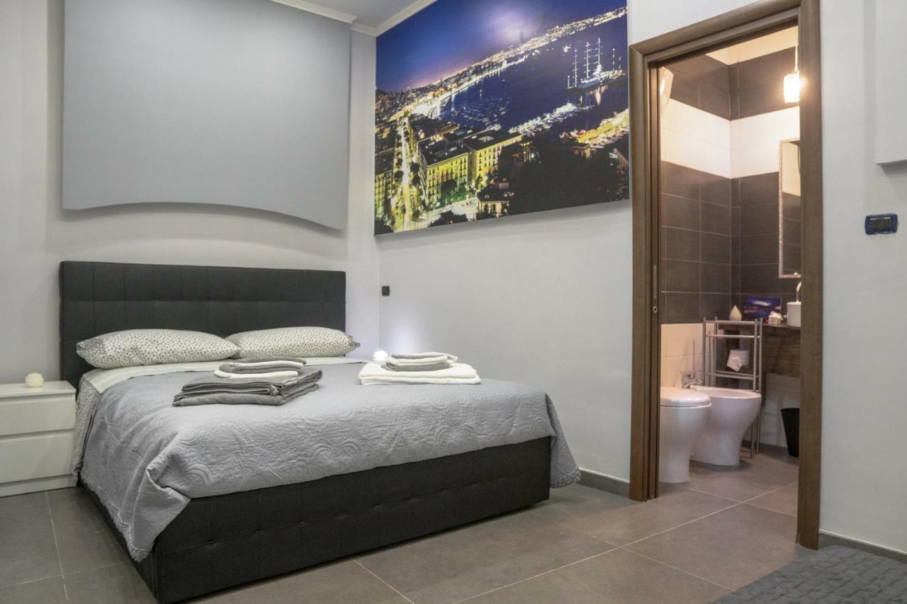 Apartamento Domus Pupetta Nápoles Exterior foto